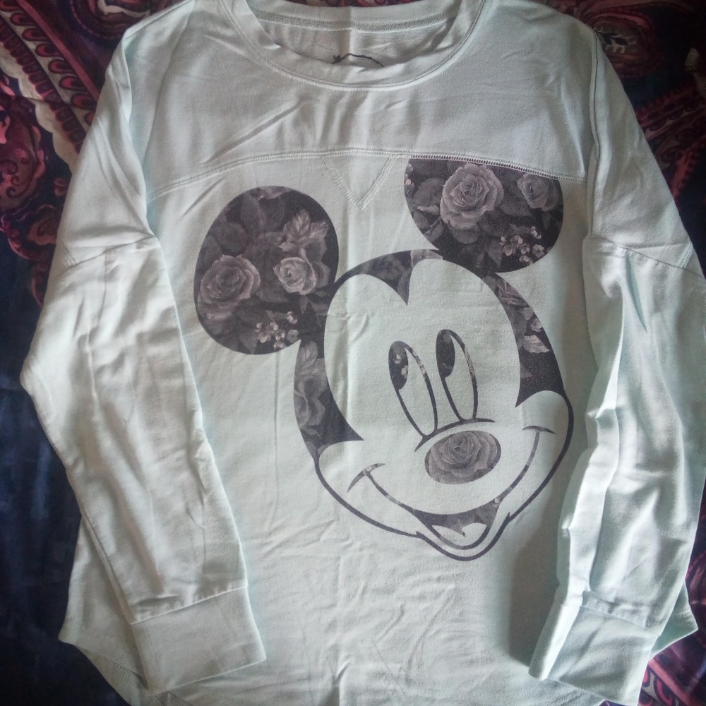 Mickey Sweater EUC